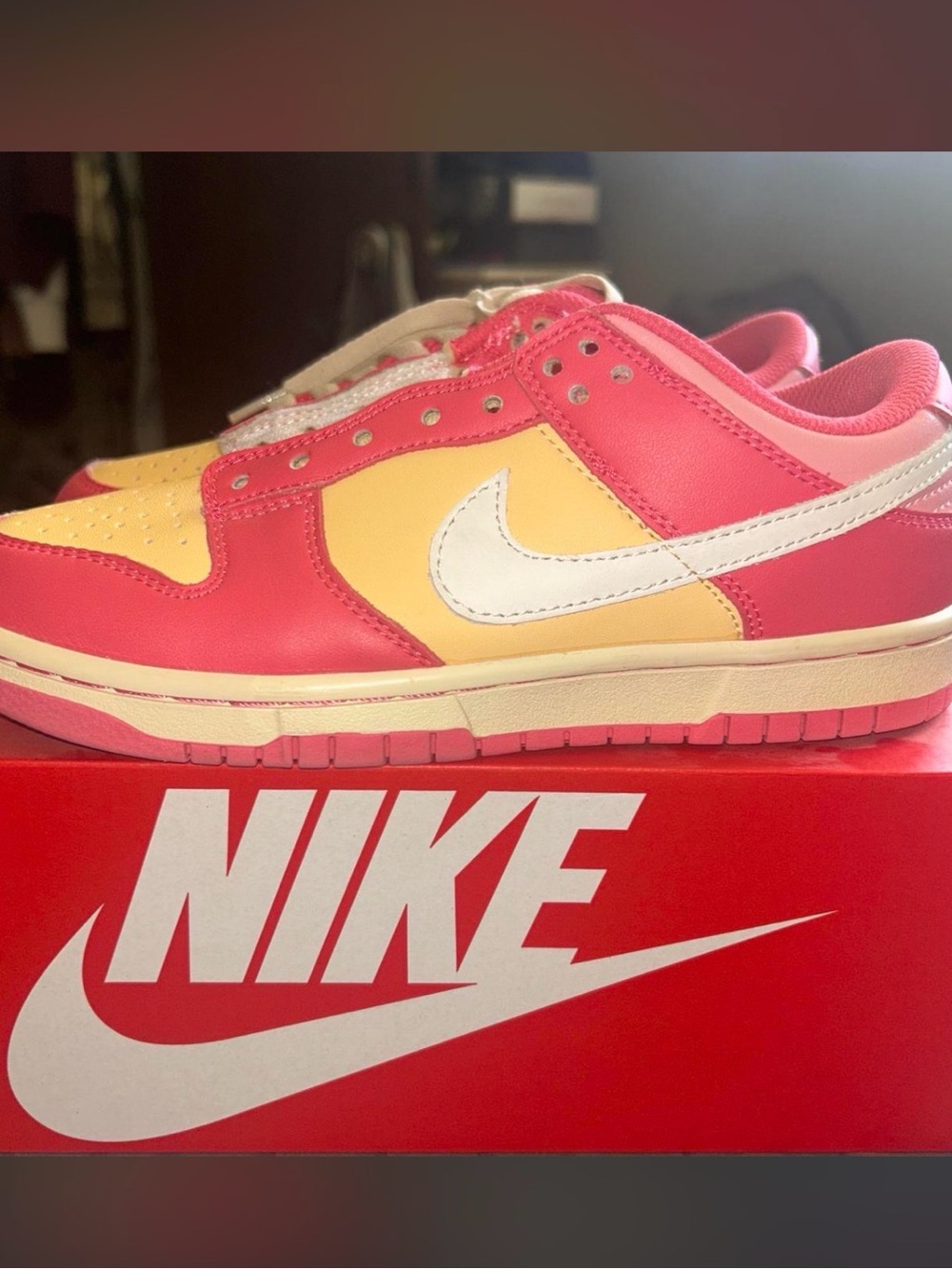 Nike Low-Top Sneakers in Pink, Orange & White